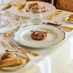 Готель Europe Cortes Gl