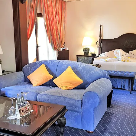 Semesteranläggning (resort) Europe Cortes Gl 5*
