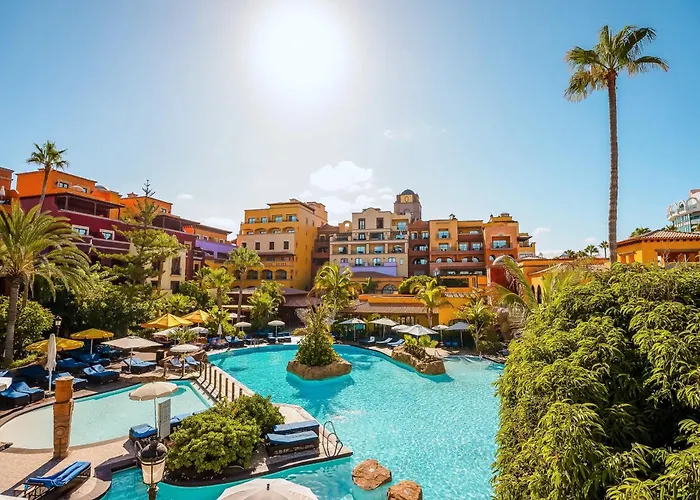 Europe Cortes Gl Курортний комплекс 5*