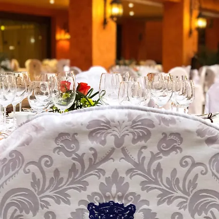 منتجع يوروب كورتيس