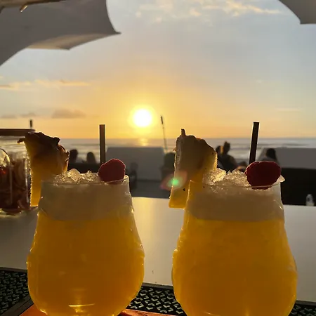 يوروب كورتيس