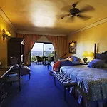 Europe Cortes Gl Hotel